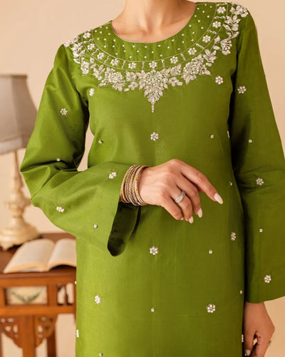 Green anika